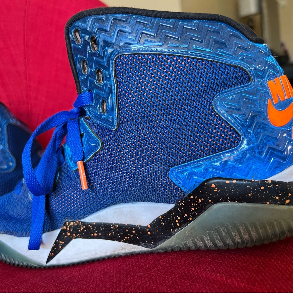 Nike Shoes - Picture 12 of 12